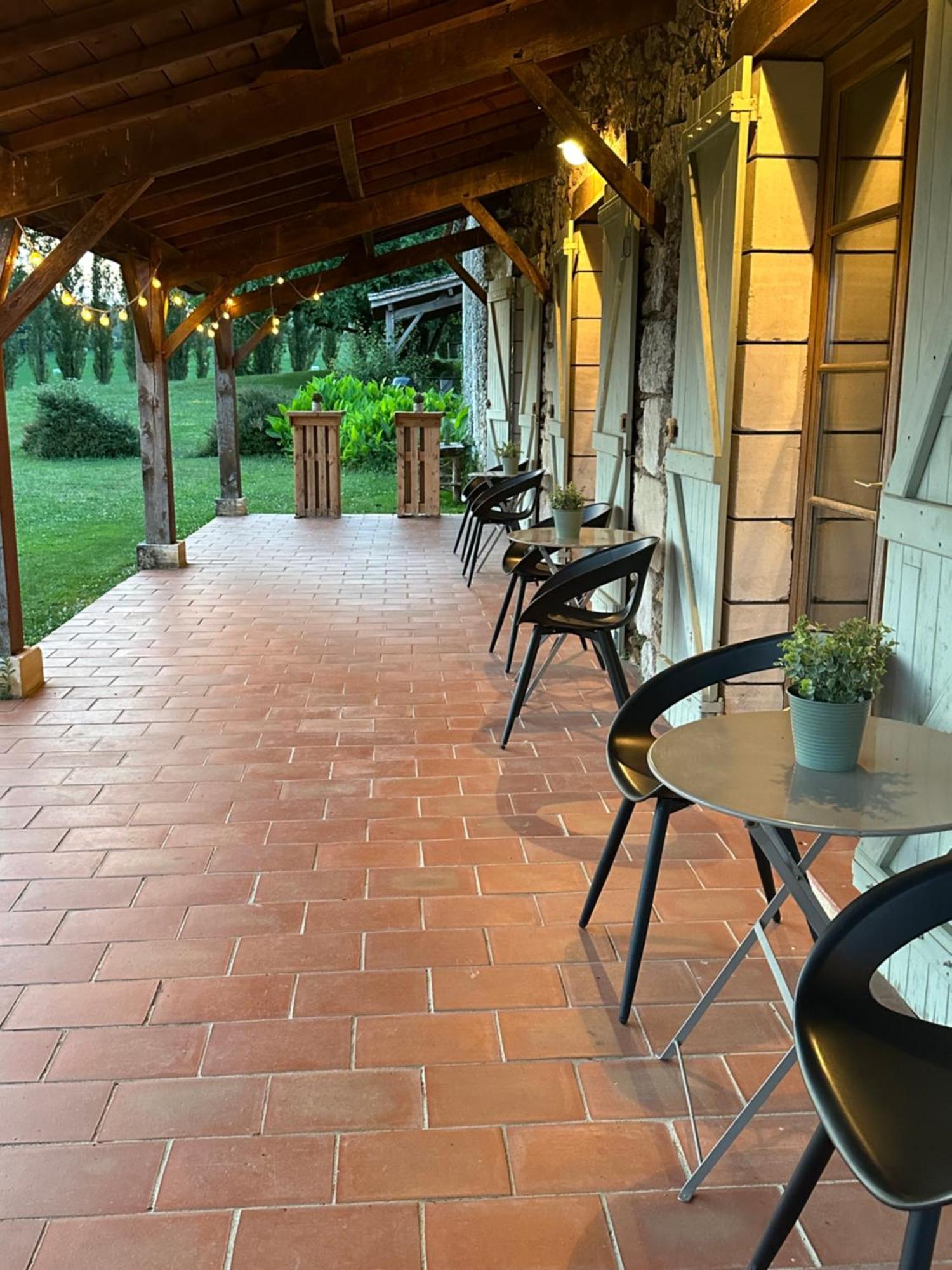 Gites Boutique Villamblard Bagian luar foto