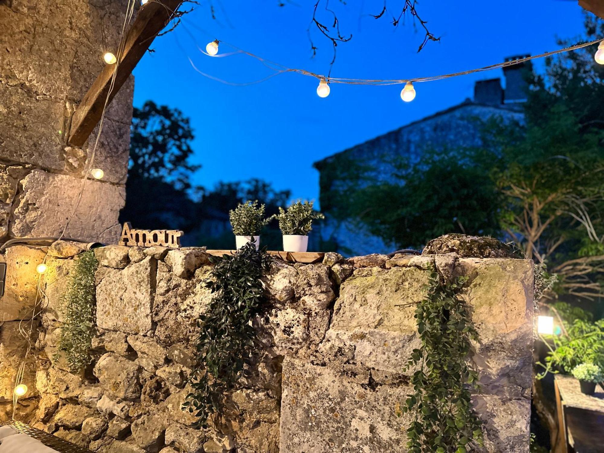 Gites Boutique Villamblard Bagian luar foto
