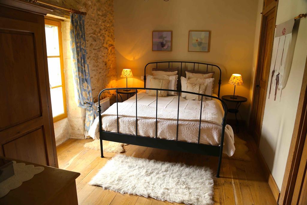 Gites Boutique Villamblard Bagian luar foto