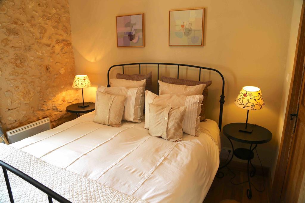 Gites Boutique Villamblard Bagian luar foto