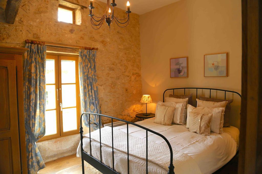 Gites Boutique Villamblard Bagian luar foto