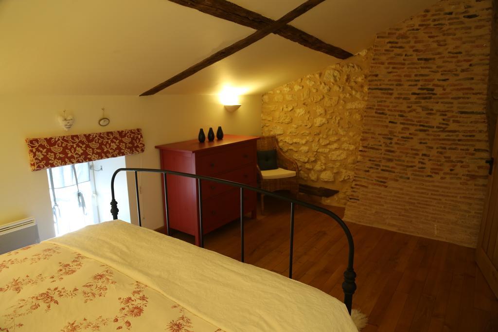 Gites Boutique Villamblard Bagian luar foto