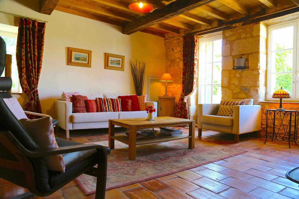 Gites Boutique Villamblard Bagian luar foto